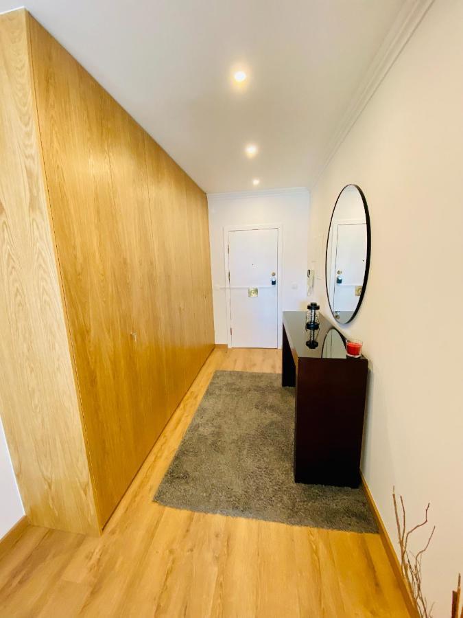 Lovely Apartment For Family And Group Of Friends Povoa de Santa Iria Buitenkant foto