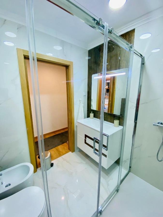 Lovely Apartment For Family And Group Of Friends Povoa de Santa Iria Buitenkant foto